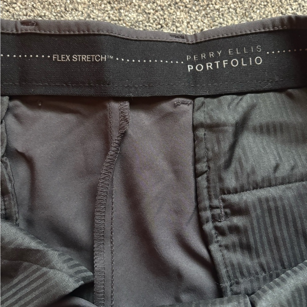 Perry Ellis flex stretch skinny fitNWT Sz 36x34 Men's Charcoal Dress Pants - Picture 7 of 12